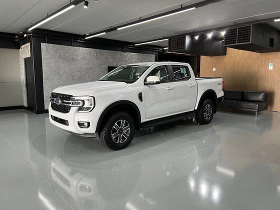 FORD RANGER 3.0 V6 TURBO DIESEL CD XLT 4X4 AUTOMÁTICO